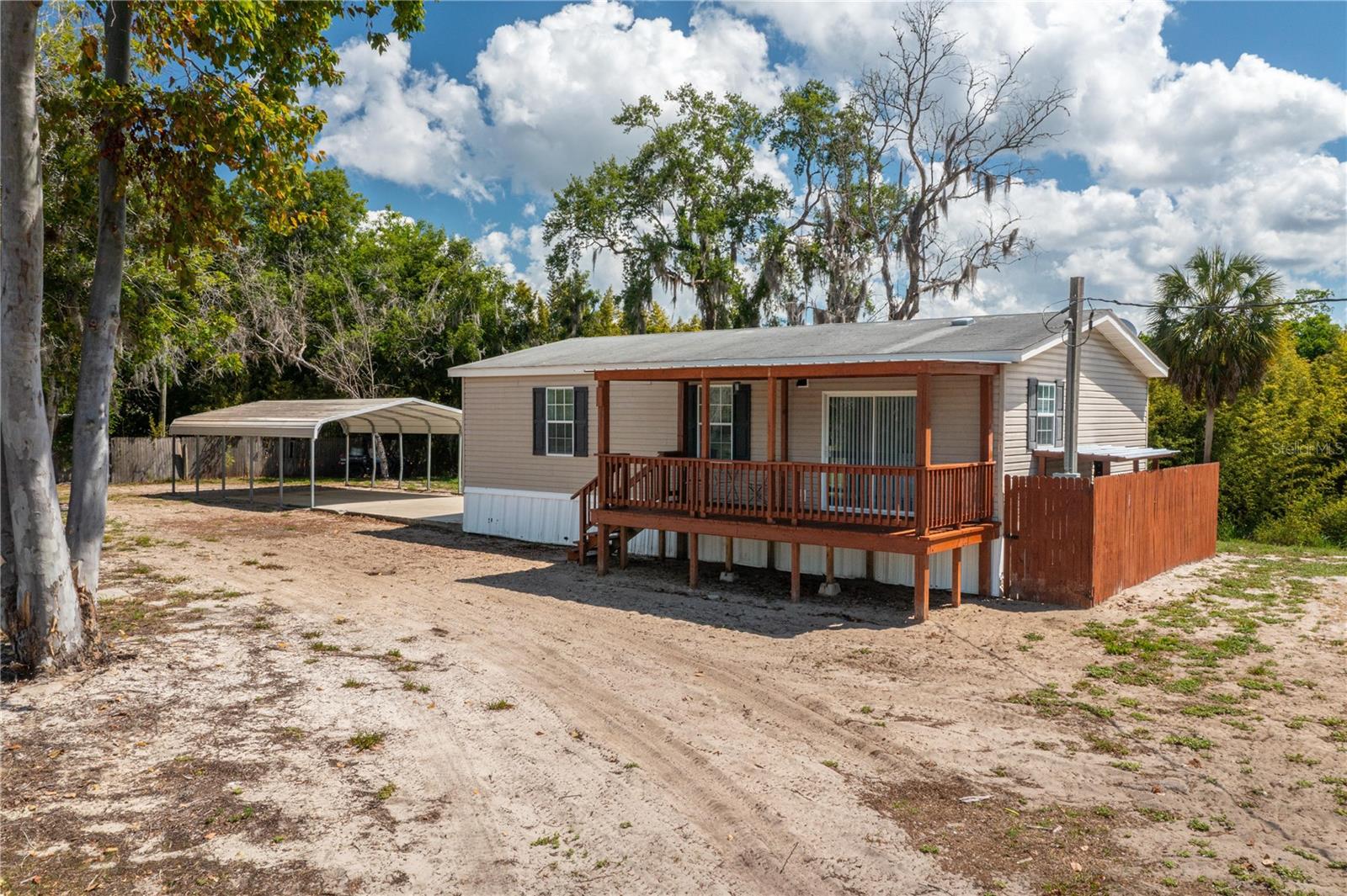 991 Bay Court — photo