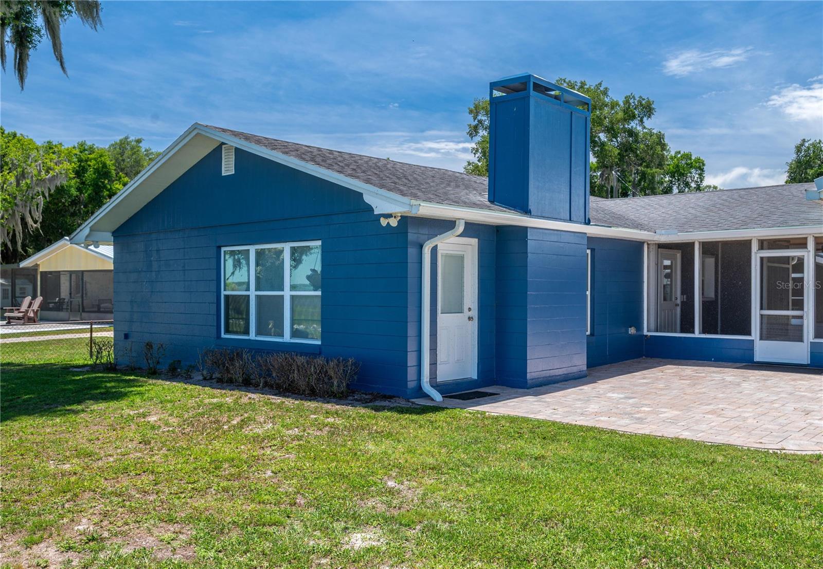 10742 W Beach Parkway — photo