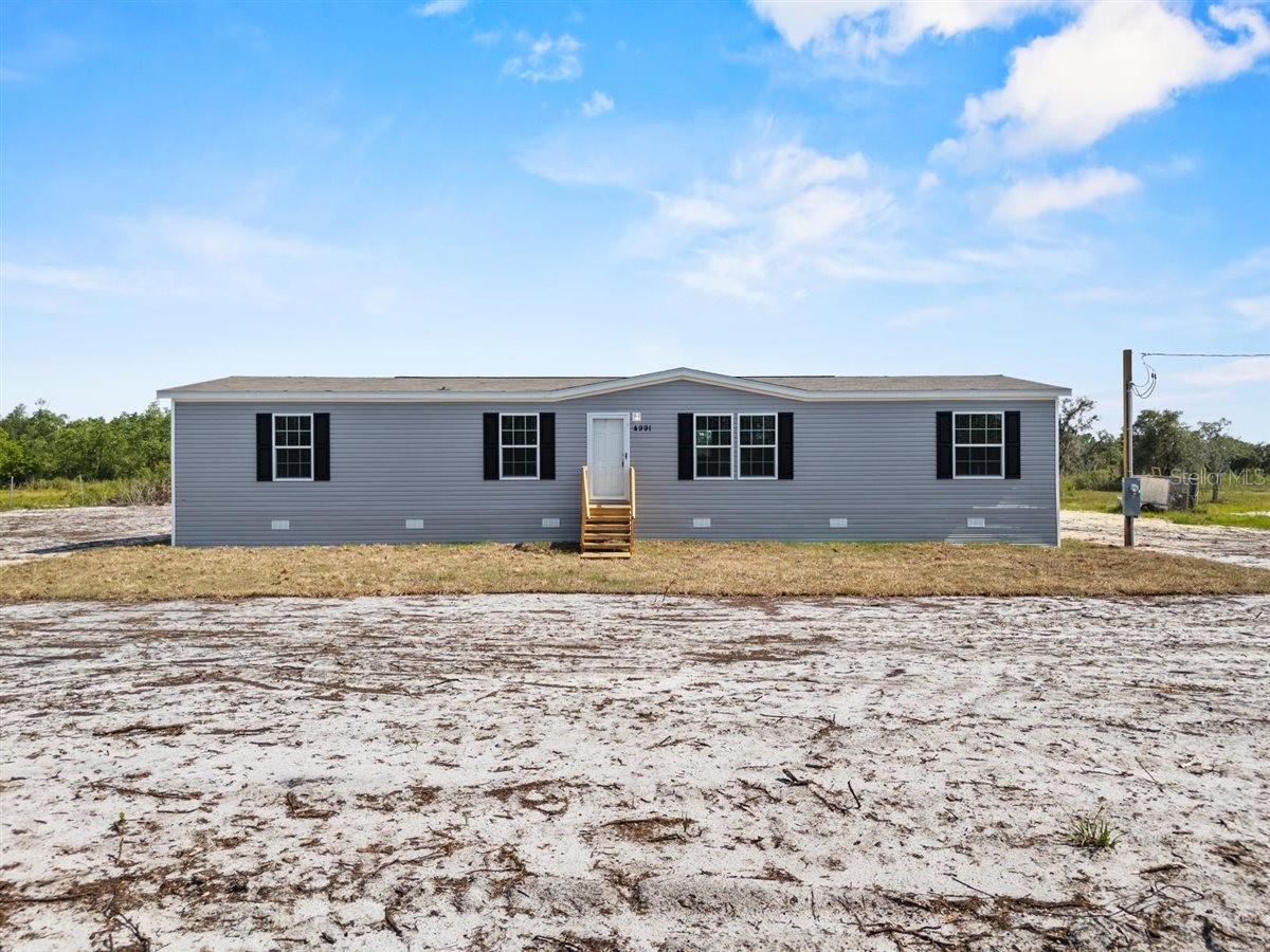 8457 N Carousel Terrace — photo