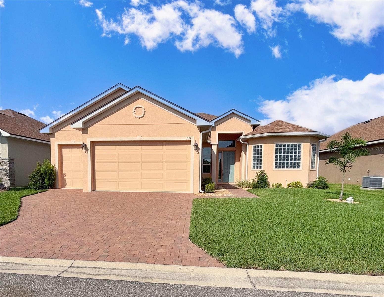 1124 Sawgrass Drive — photo