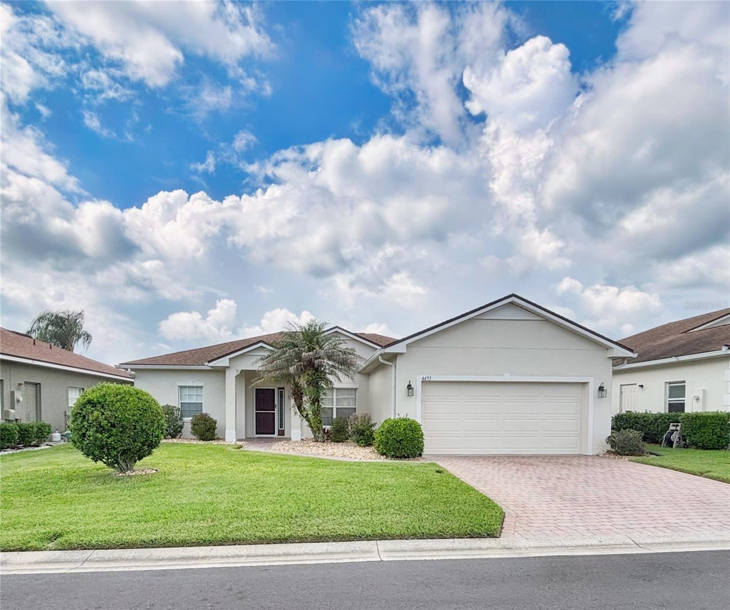 4493 Turnberry Lane — photo
