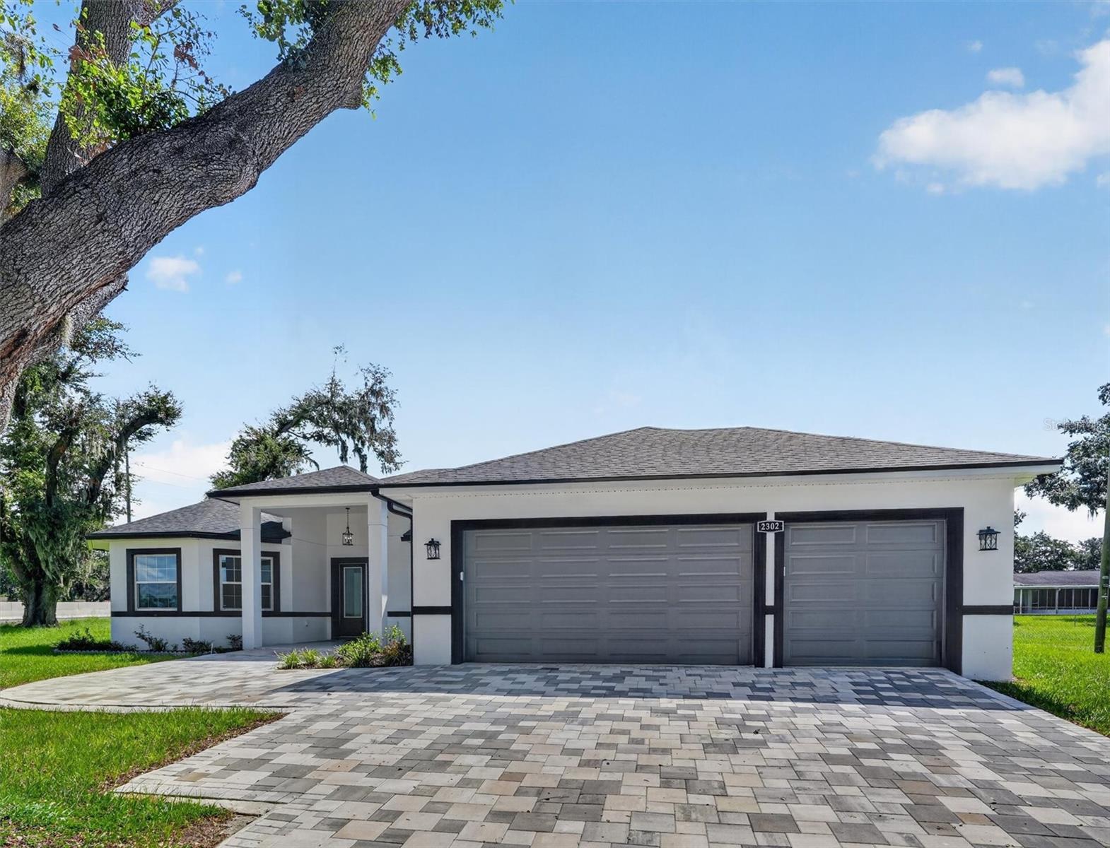 2302 Allen Drive — photo