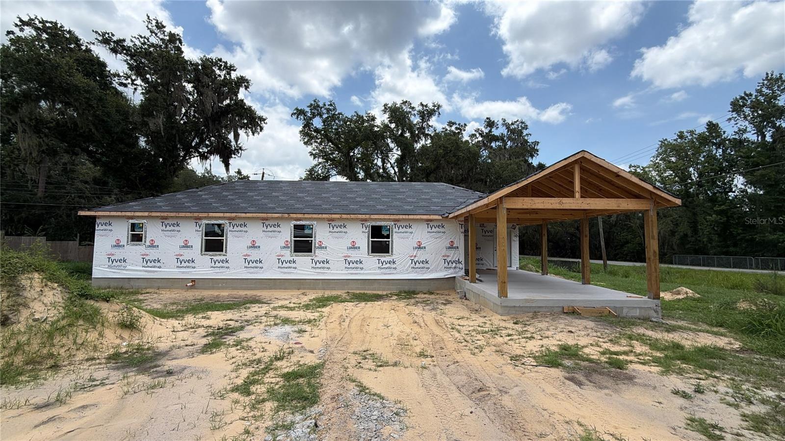 2305 Timbercreek Loop E — photo