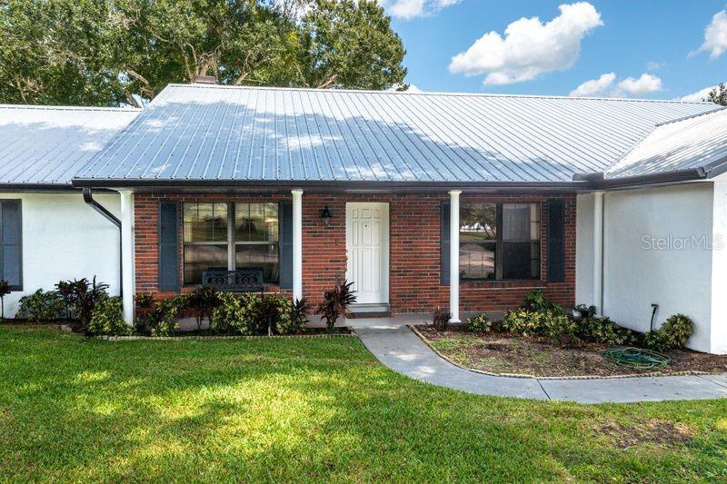 Home in SEBRING, FL 33876 — photo 2