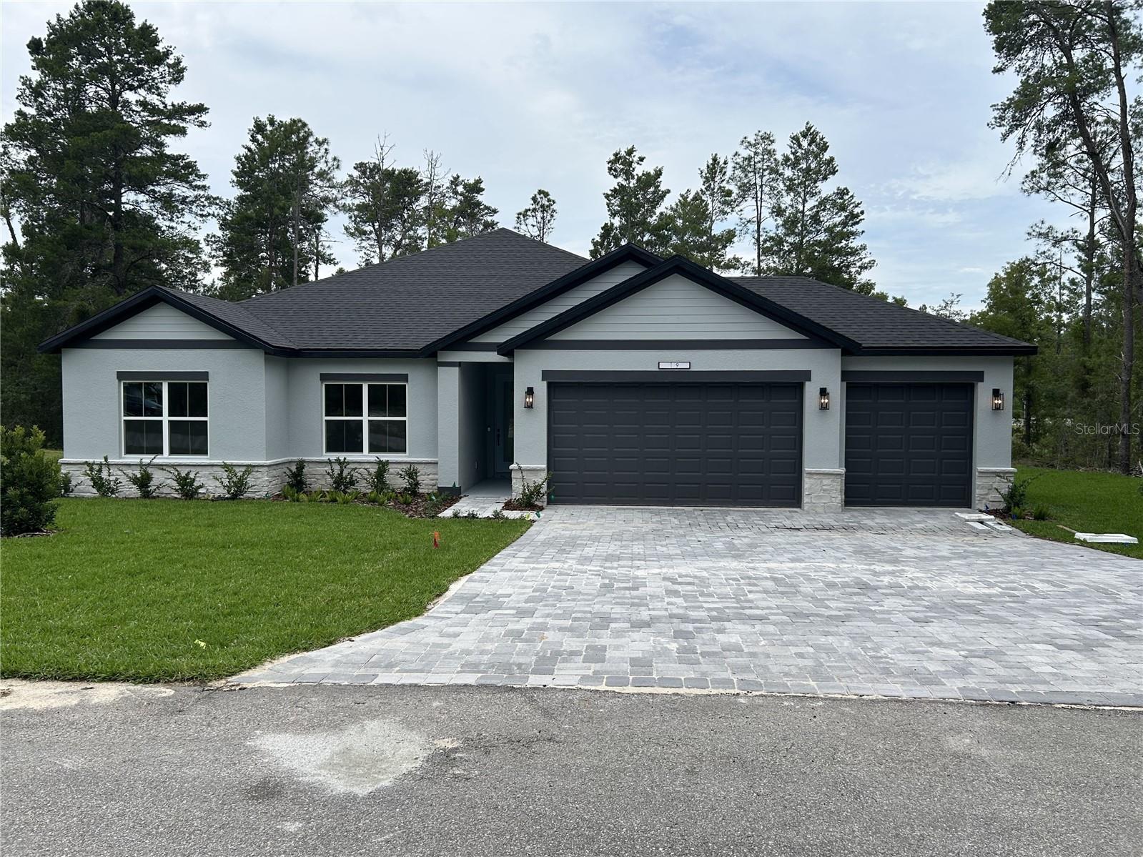8511 N Vince Drive — photo