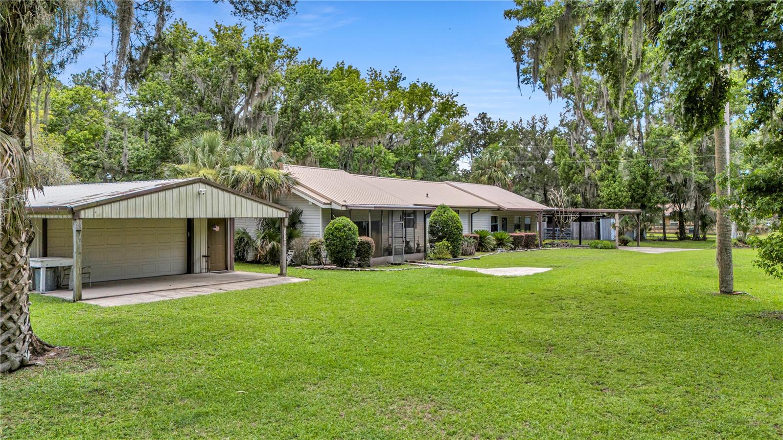 22308 Blue Creek Lodge Road — photo