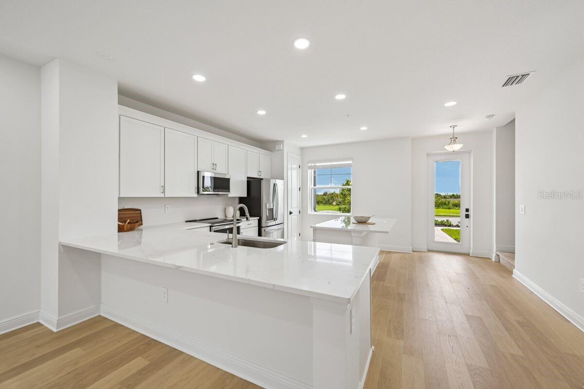 17712 BROADLEAF LOOP, VENICE, FL 34293 — photo 3