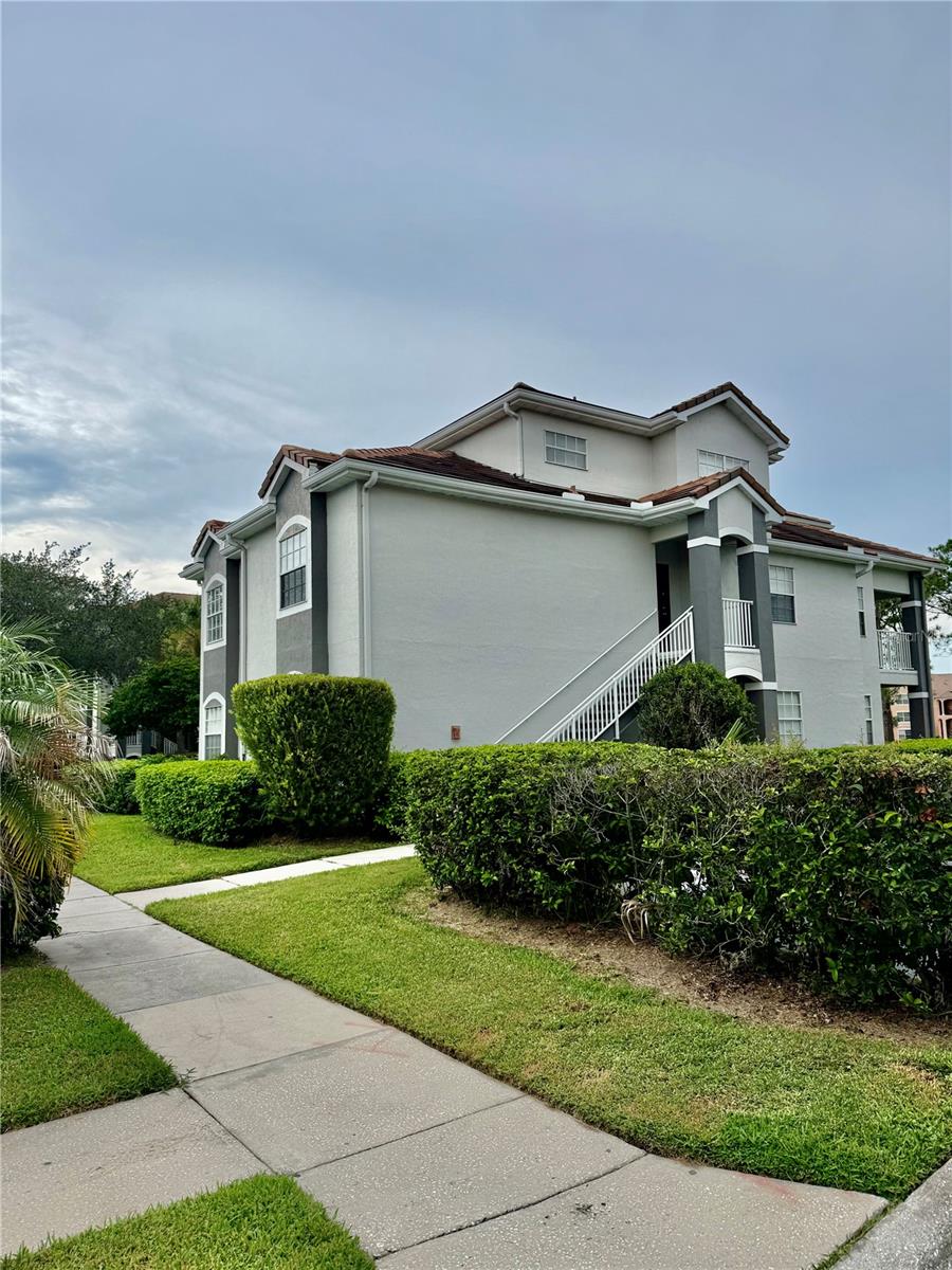 14049 Fairway Island Drive 124 — photo