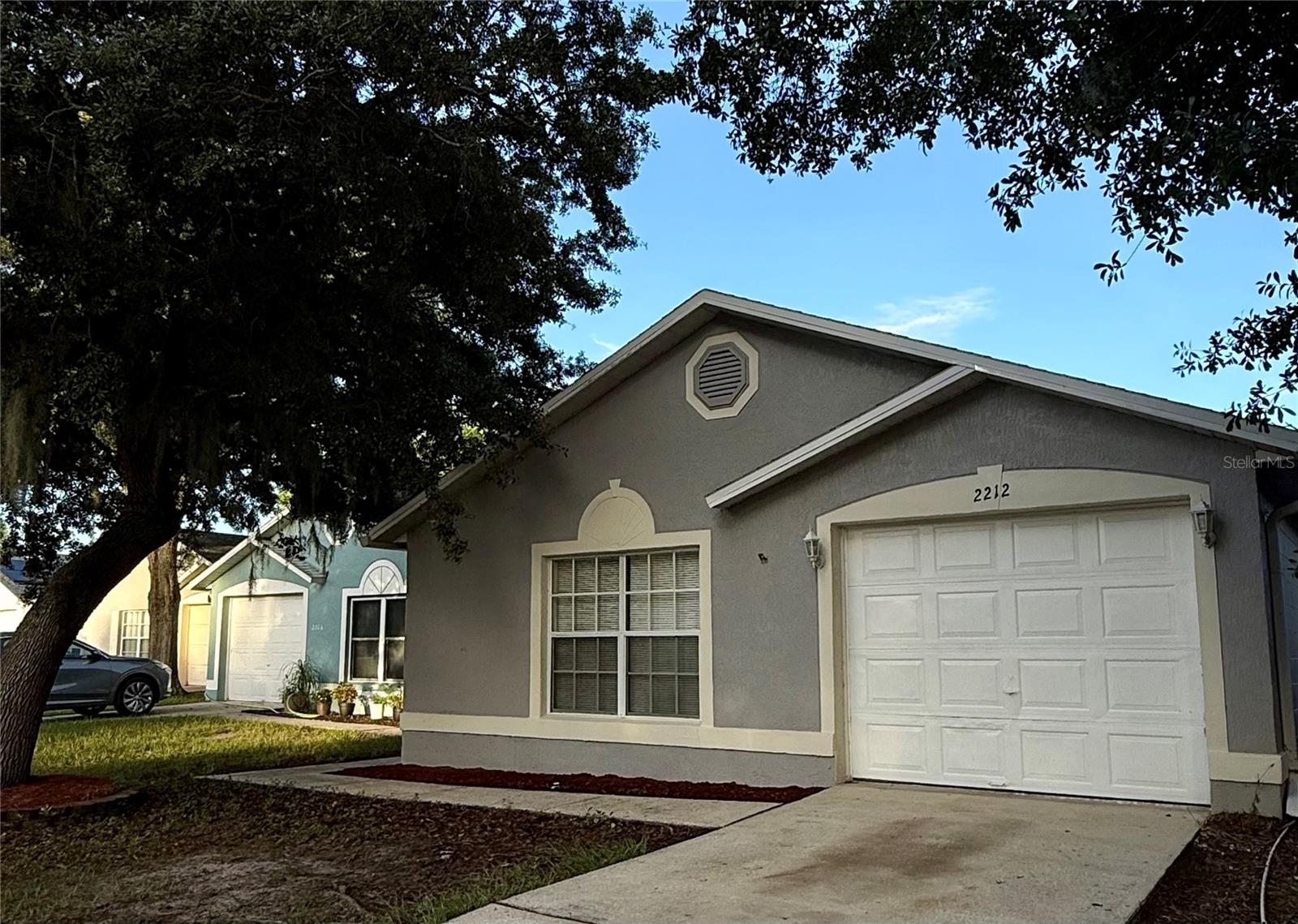 2212 Rose Brook Court — photo