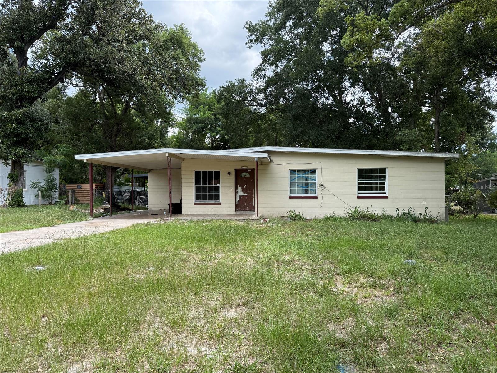 5409 Hondo Way — photo