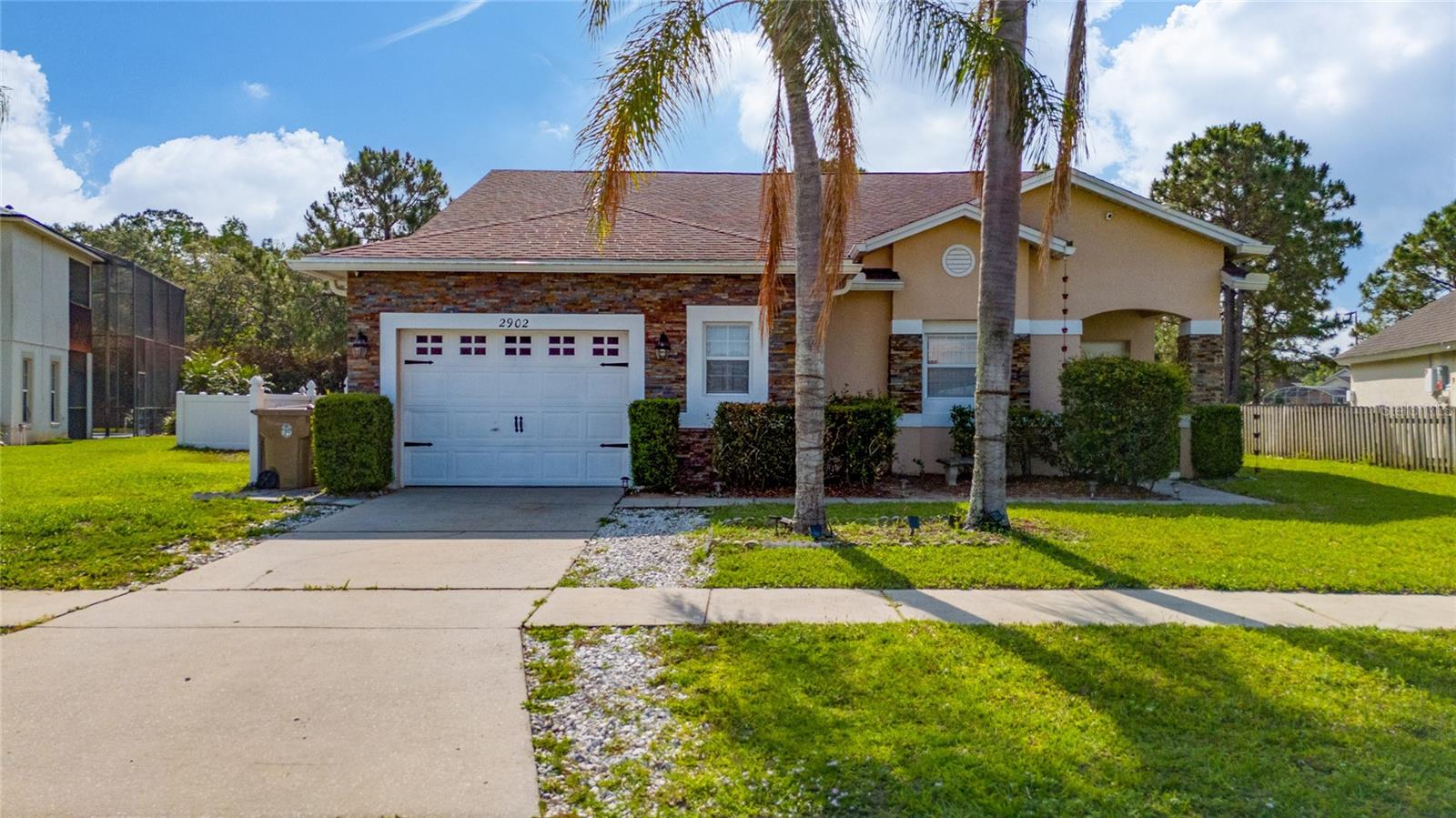 2902 Paddington Way — photo