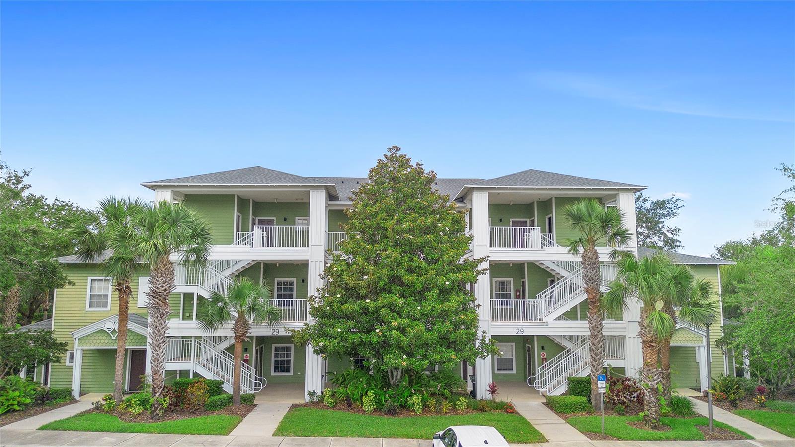 607 Gran Bahama Boulevard B29/U607 — photo