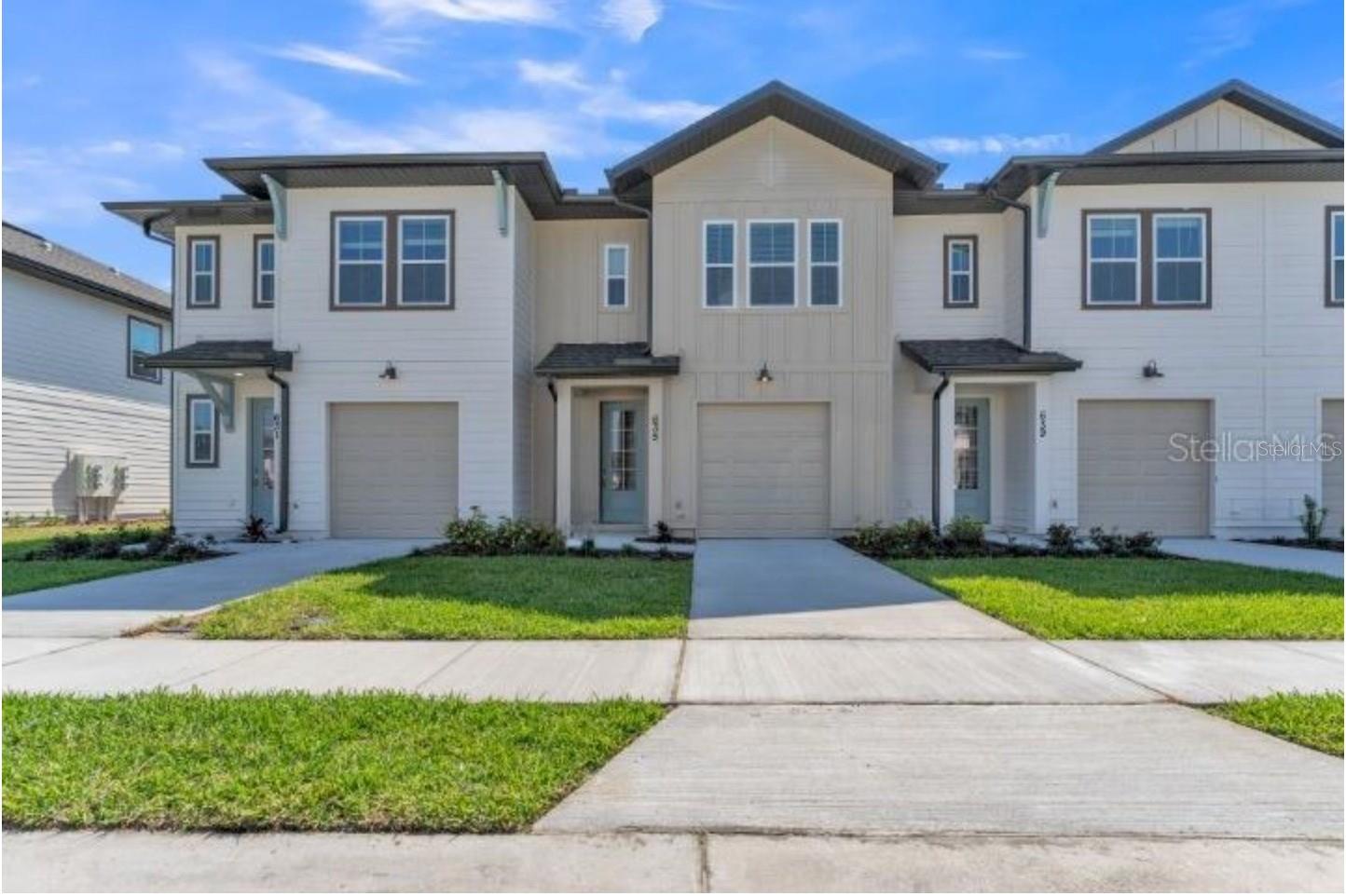 635 Longboat Drive — photo