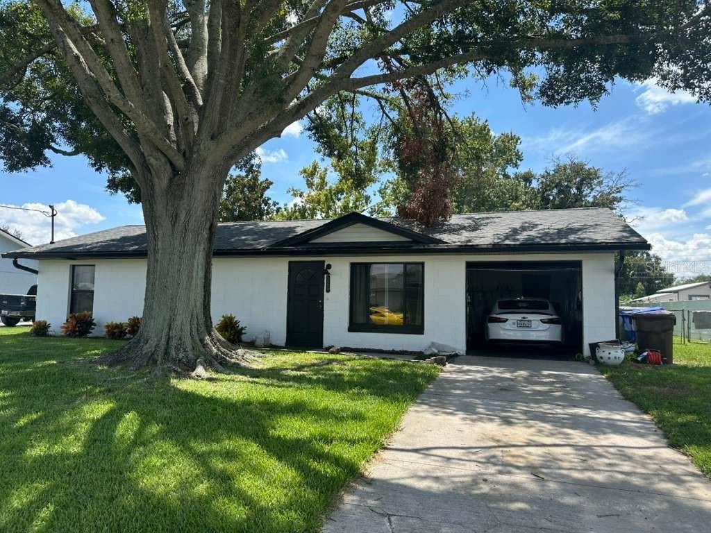 1524 Manor Drive — photo