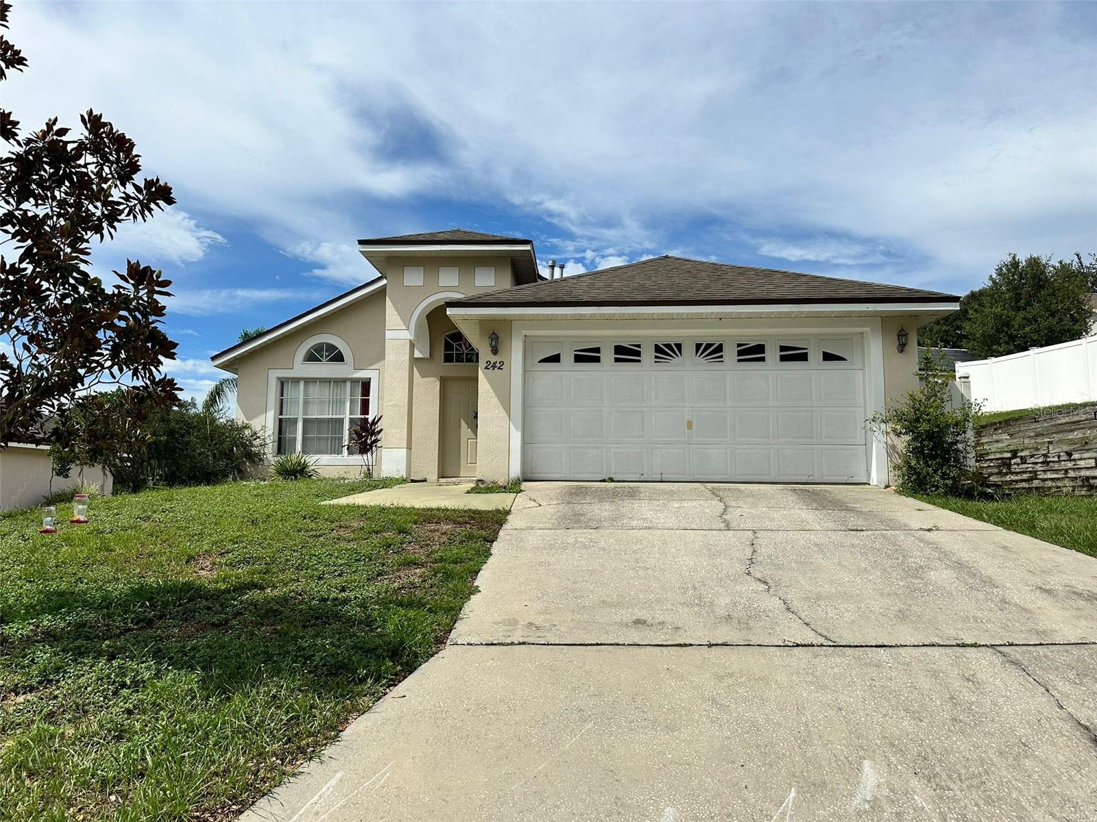 242 Durango Loop Street — photo