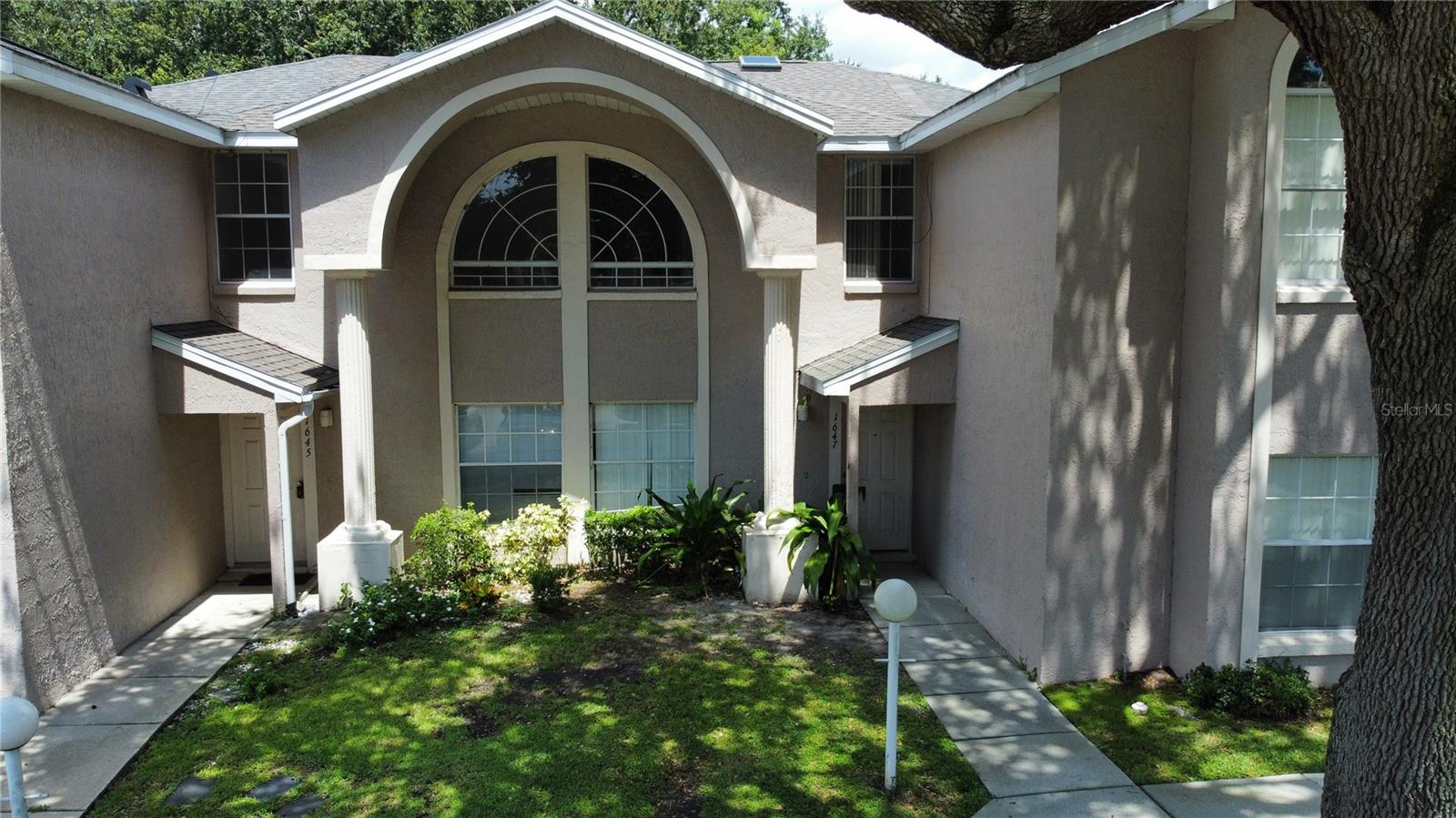 1647 Windsor Oak Court — photo