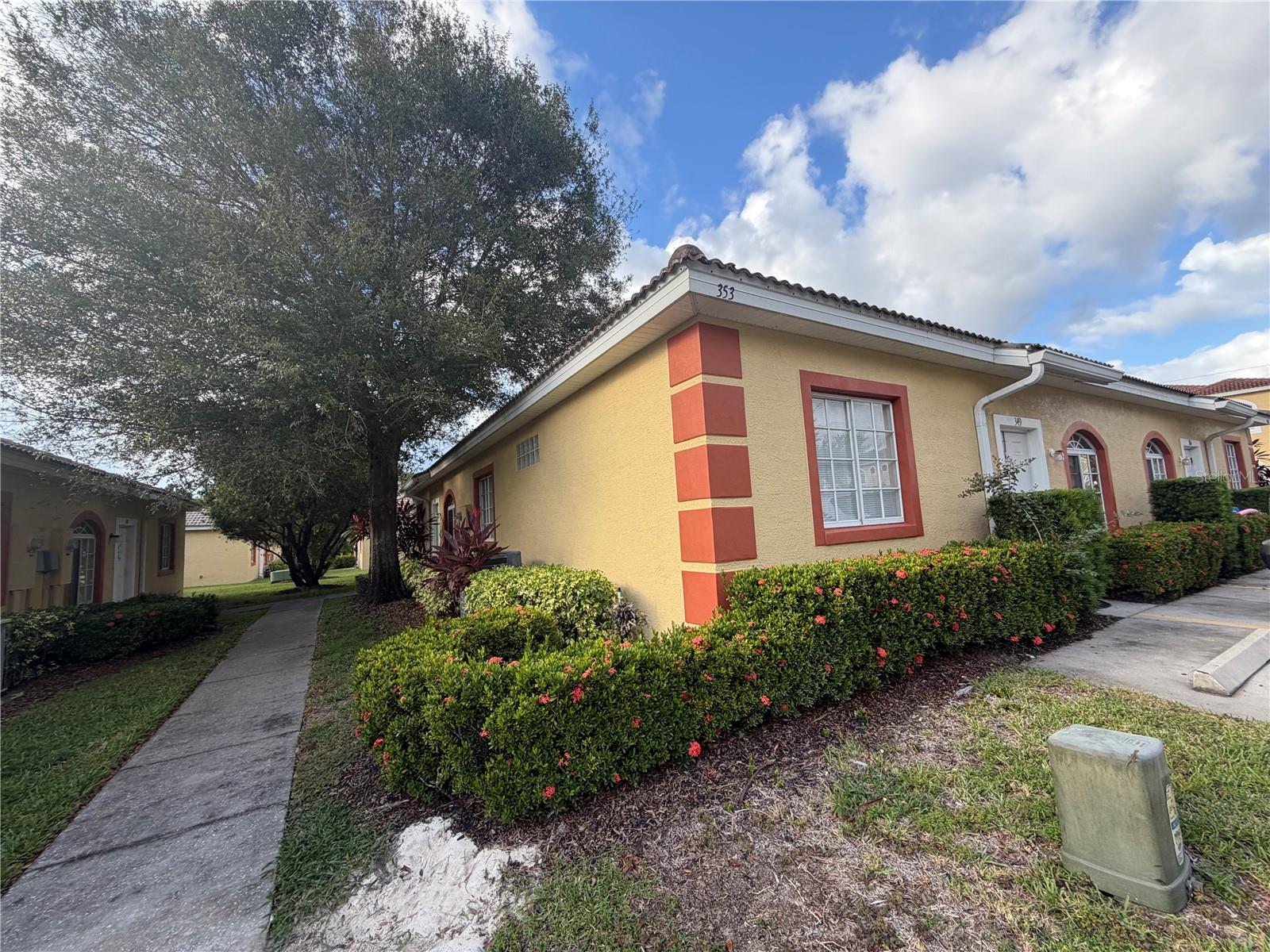 353 Port Pleasant Drive 353 — photo