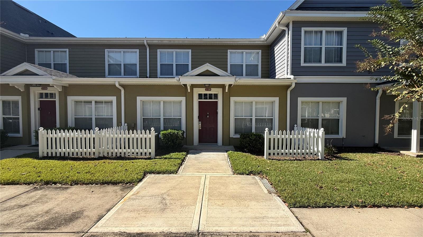 4563 Yellowgold Road E 106 — photo
