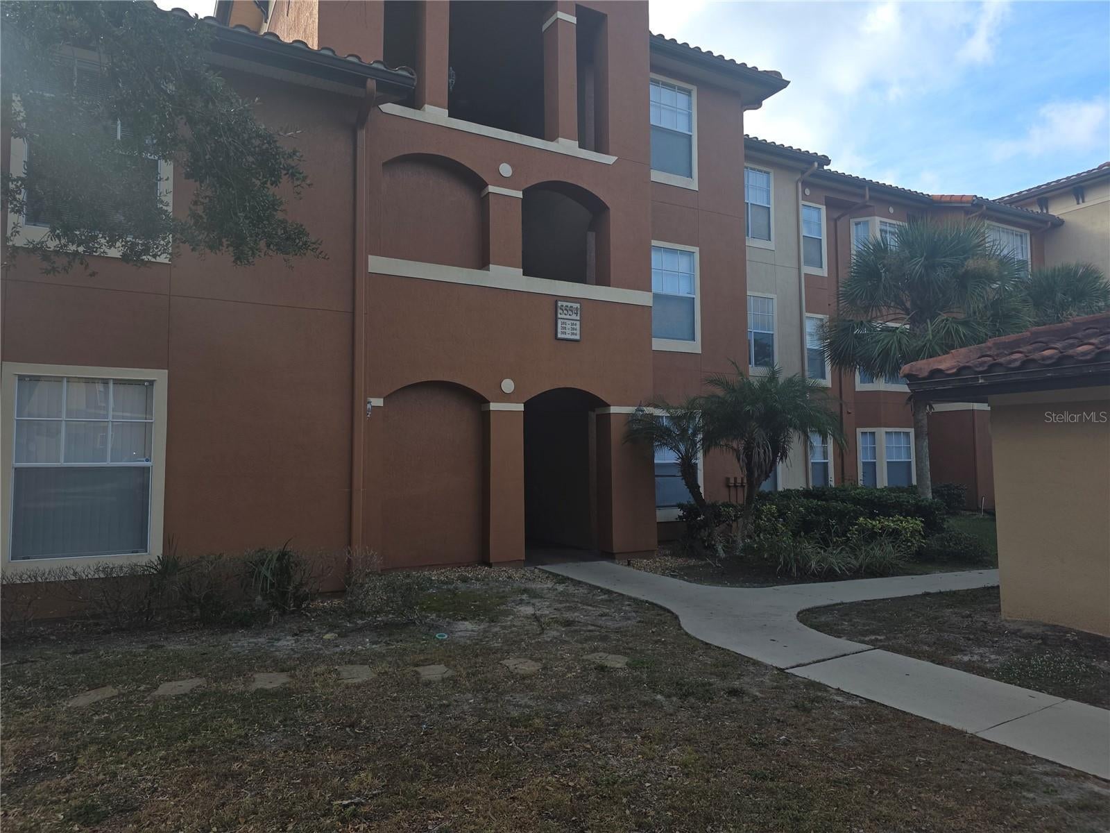 5554 Metrowest Boulevard 206 — photo
