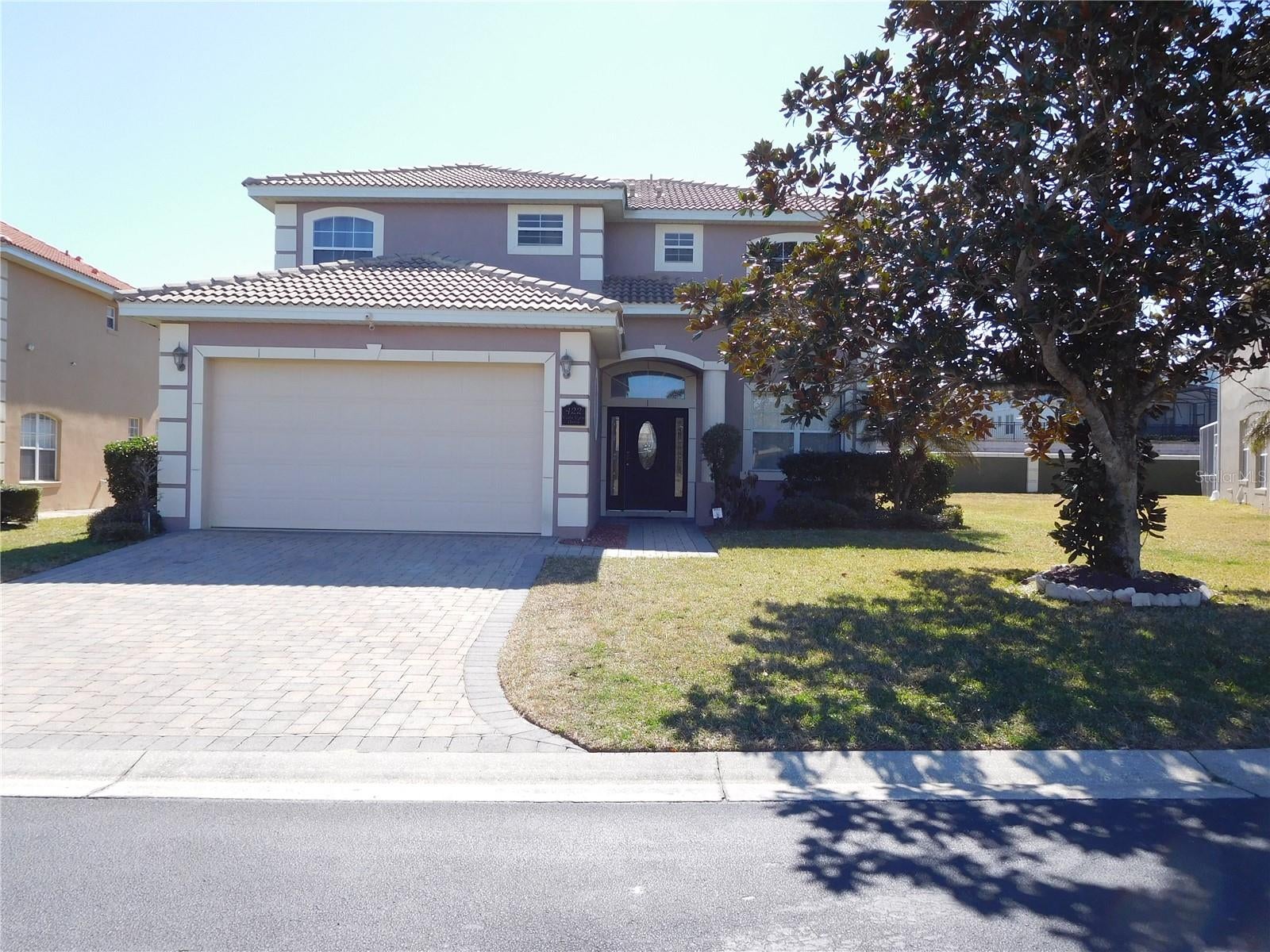422 Vista Drive — photo