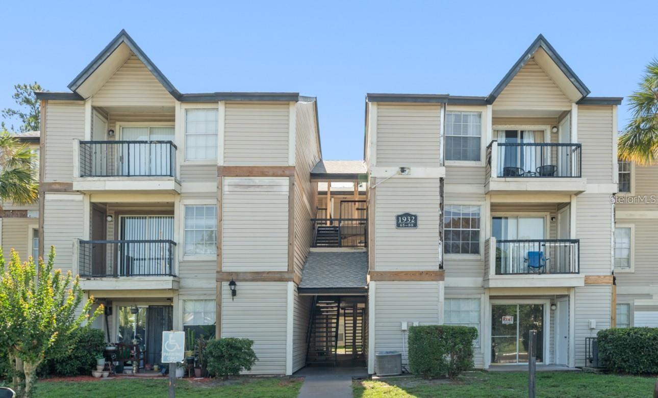 1932 Lake Atriums Circle 69 — photo