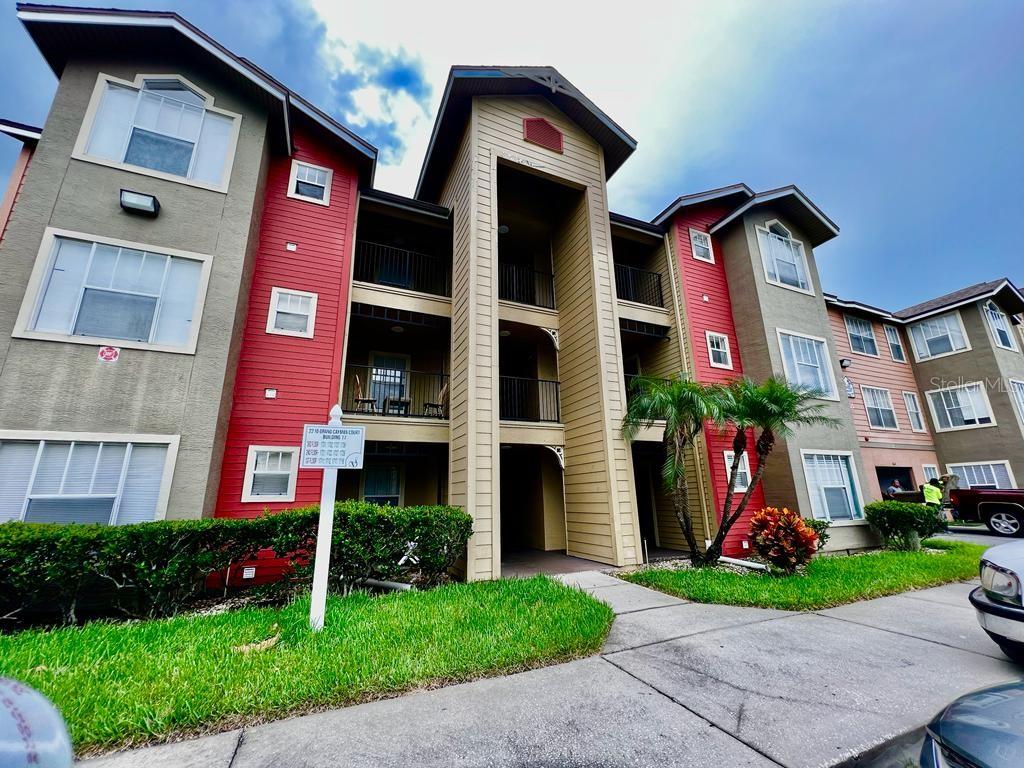 2210 Grand Cayman Court 1722 — photo