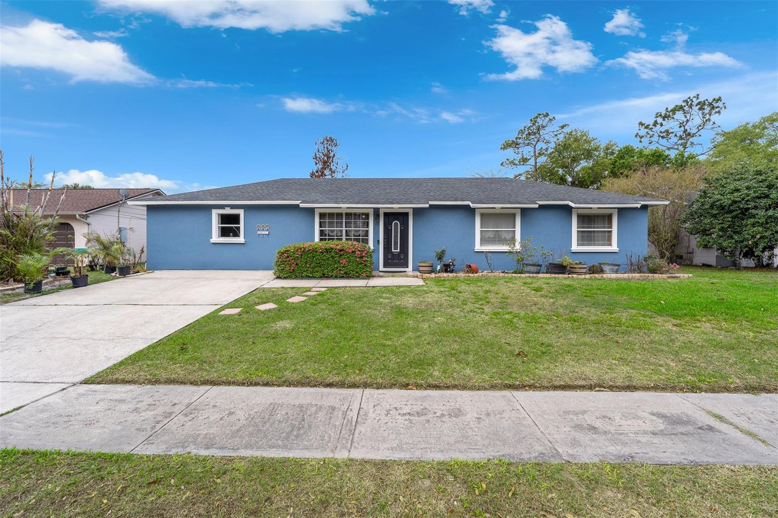 8509 Lyonia Drive — photo