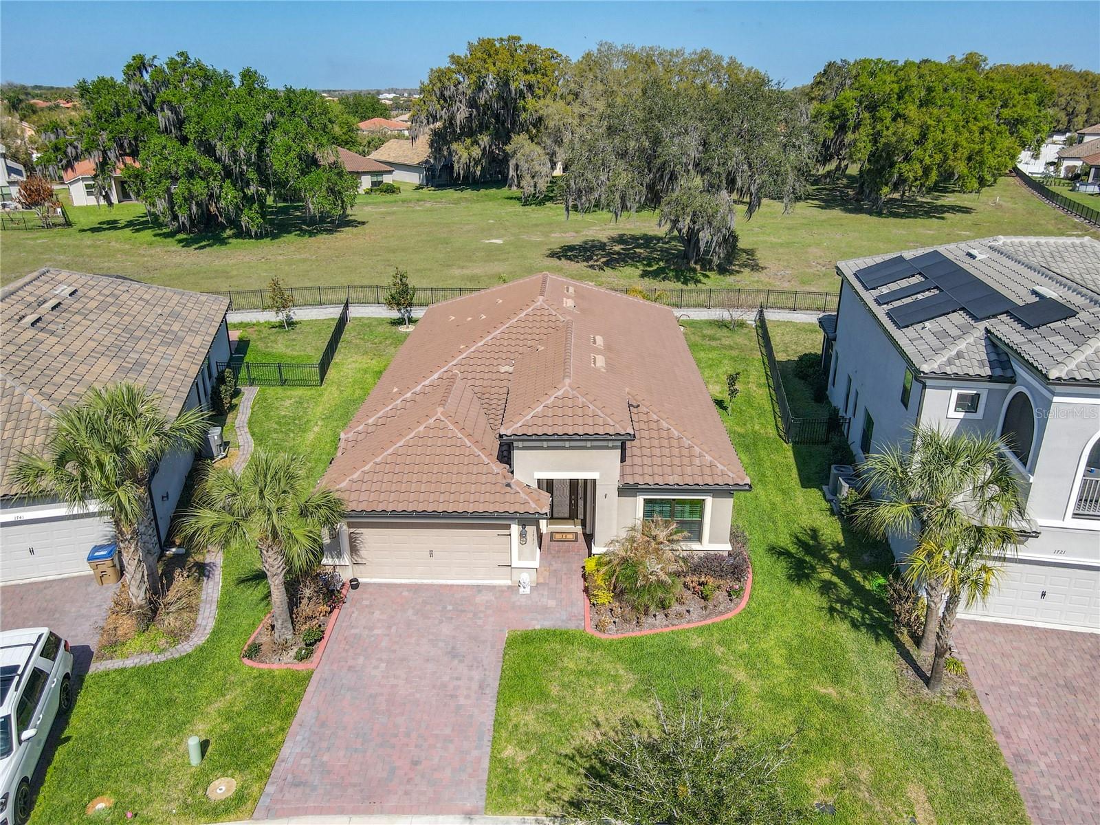 1731 Goblet Cove Street — photo