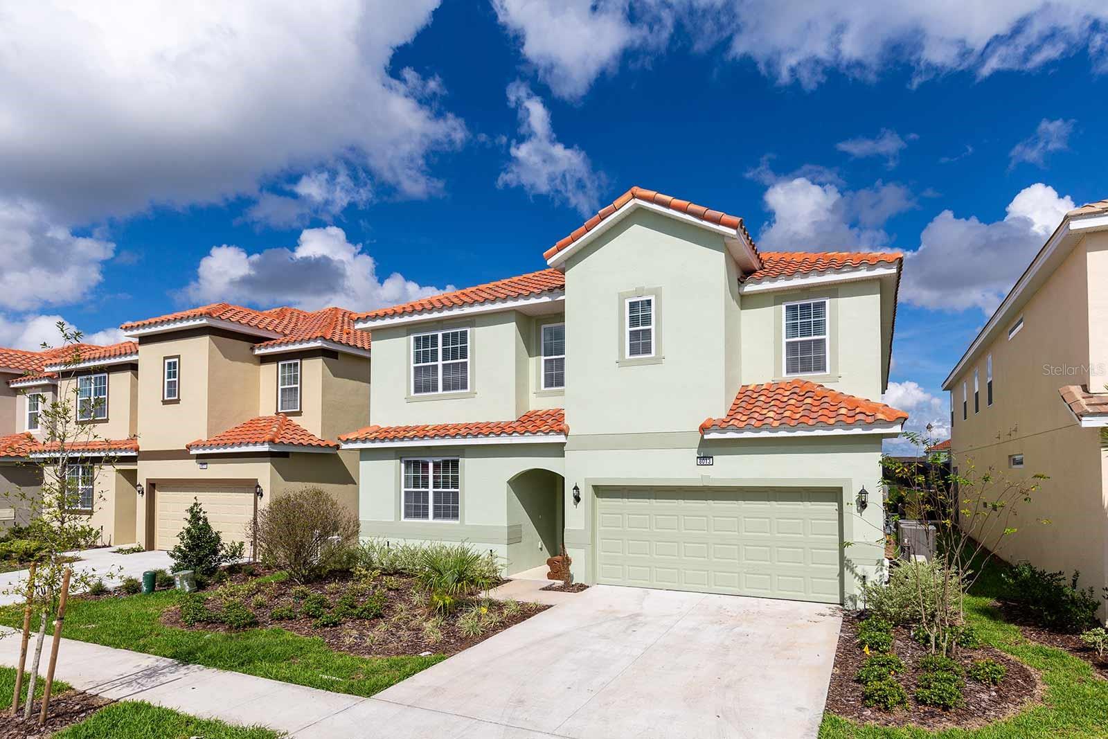 8013 Oak Shadow Court — photo