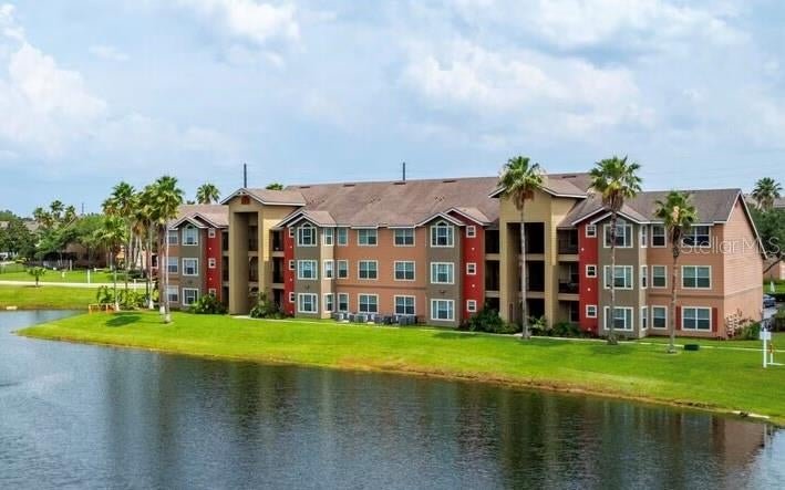 2210 Grand Cayman Court 1737 — photo
