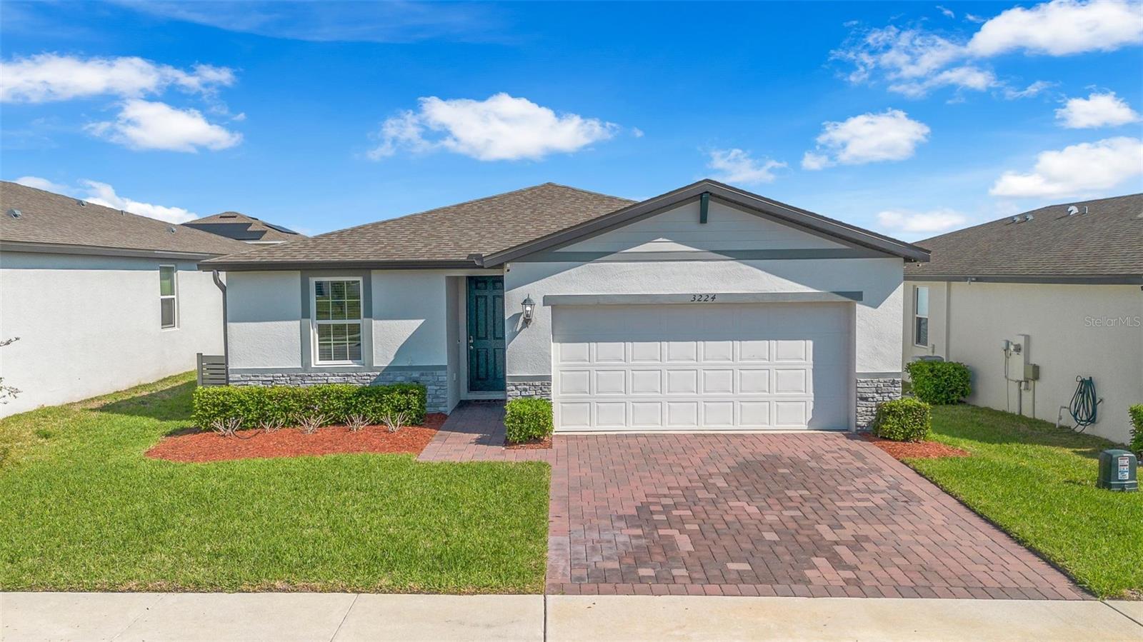 3224 Weitzel Drive — photo