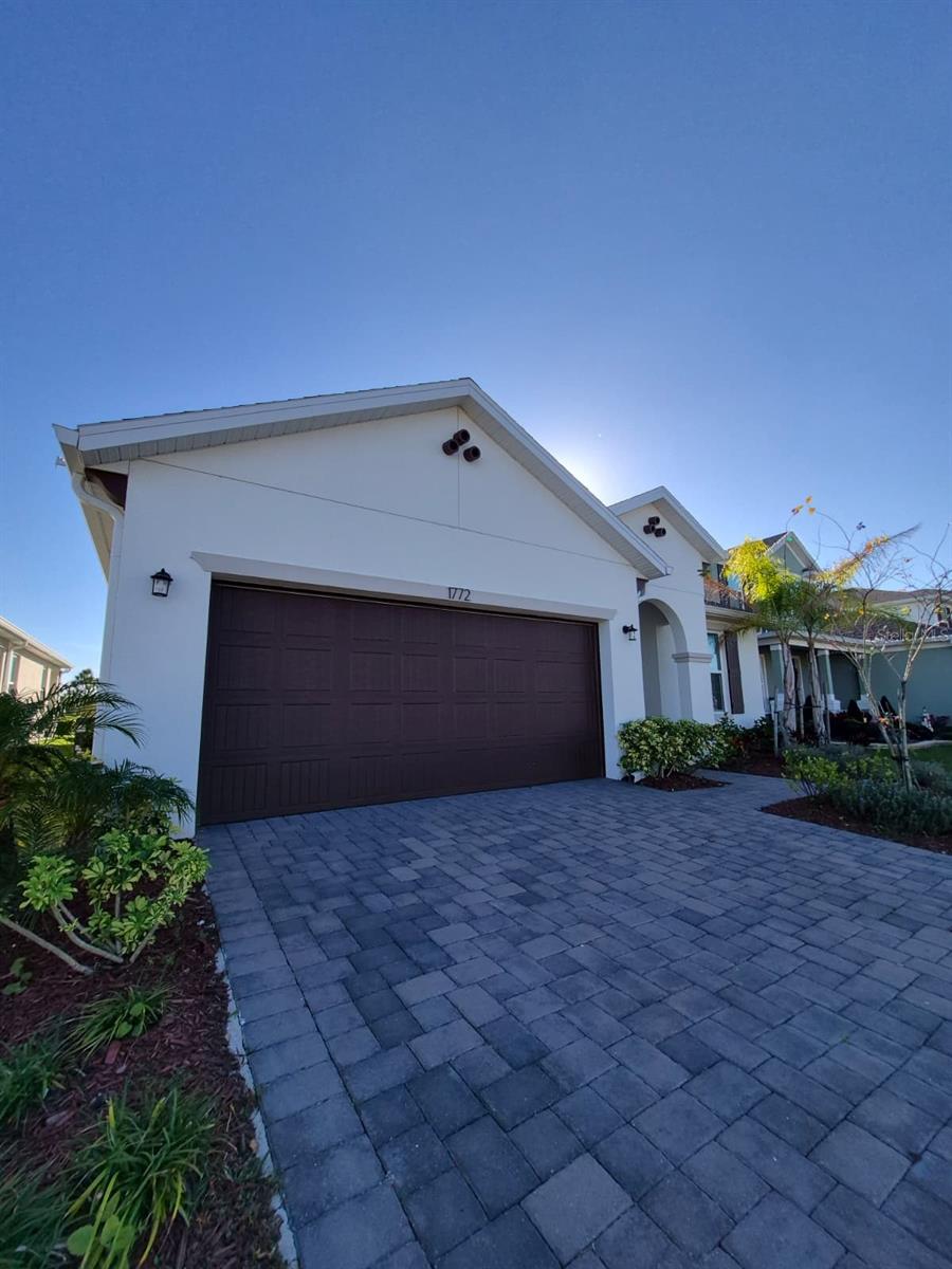 1772 Stamen Drive — photo