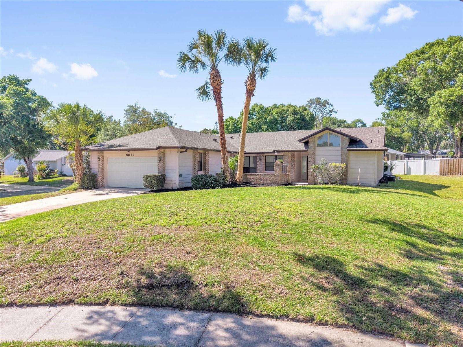 9011 Chapman Oak Court — photo