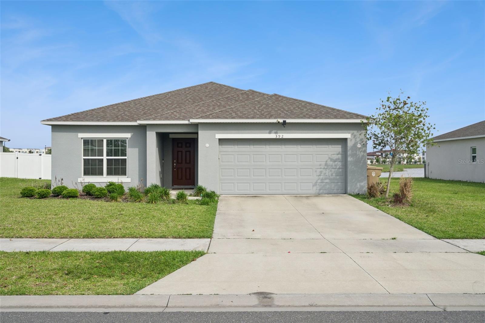 392 Citrine Loop — photo