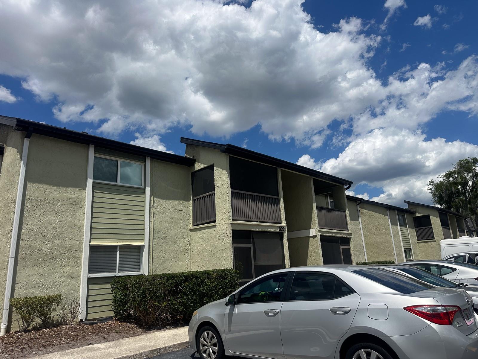 922 Lake Destiny Road H — photo
