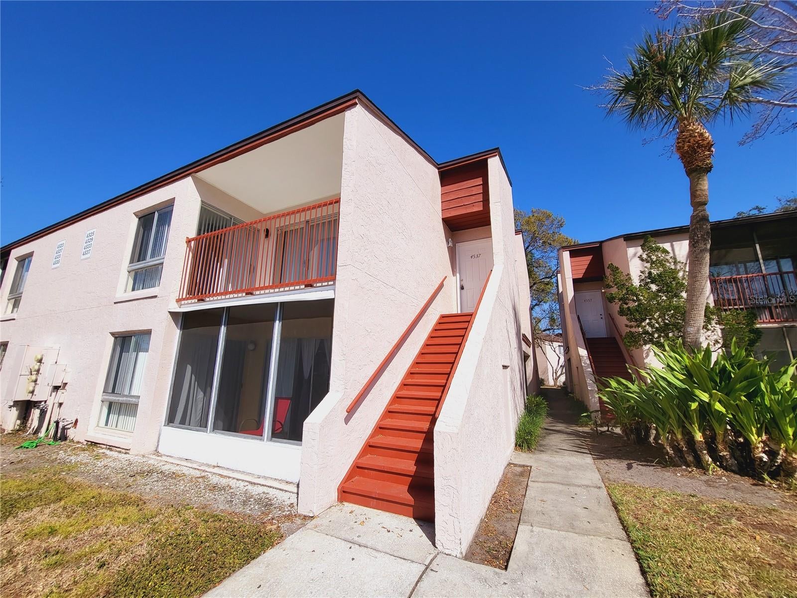 Home in ORLANDO, FL 32839 — photo 2