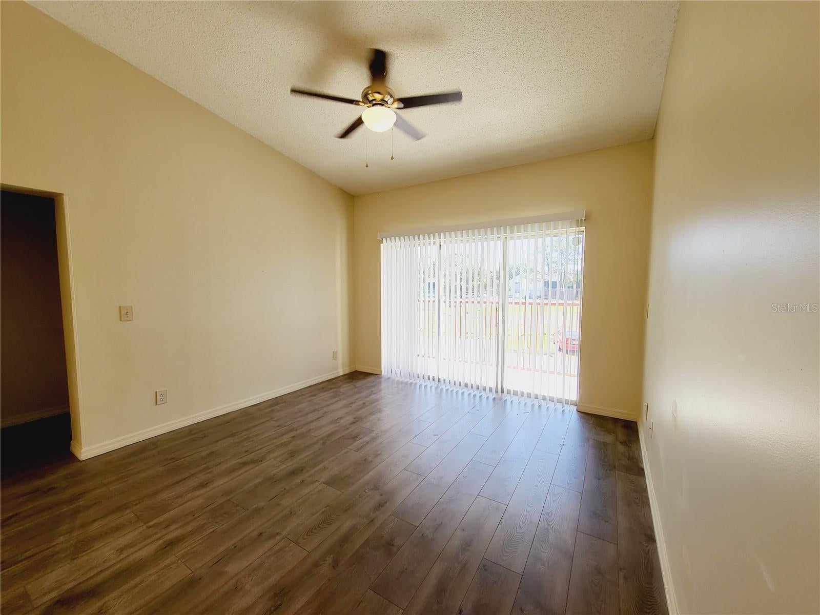 Home in ORLANDO, FL 32839 — photo 3