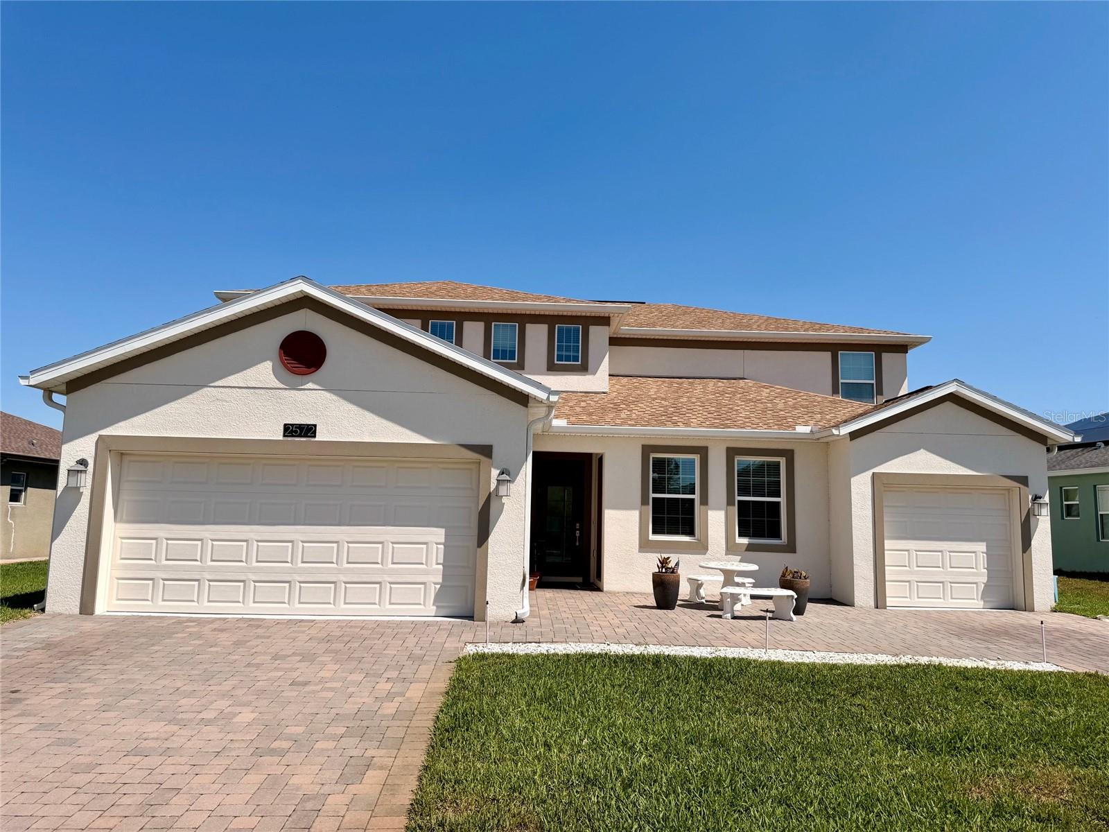 2572 Camden Park Circle — photo