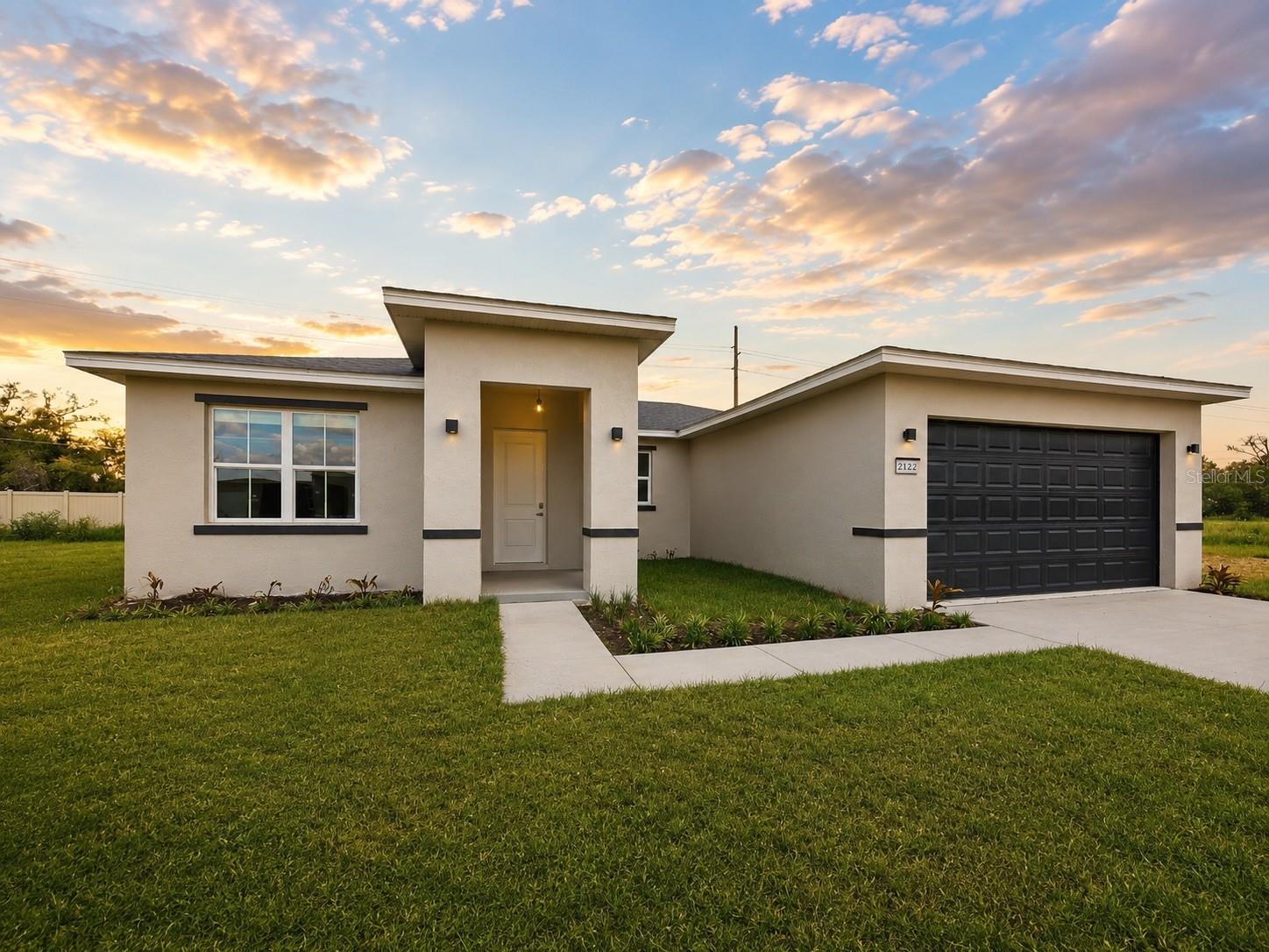 2122 River Hawk Loop — photo