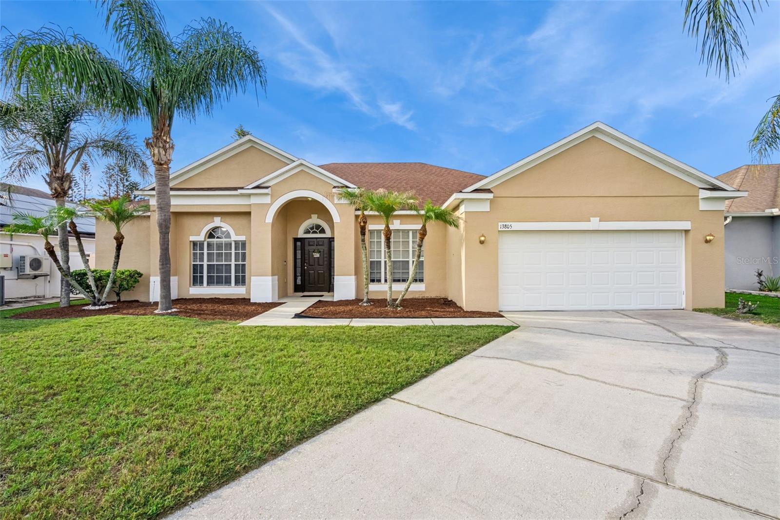 13805 Eagles Glen Court — photo