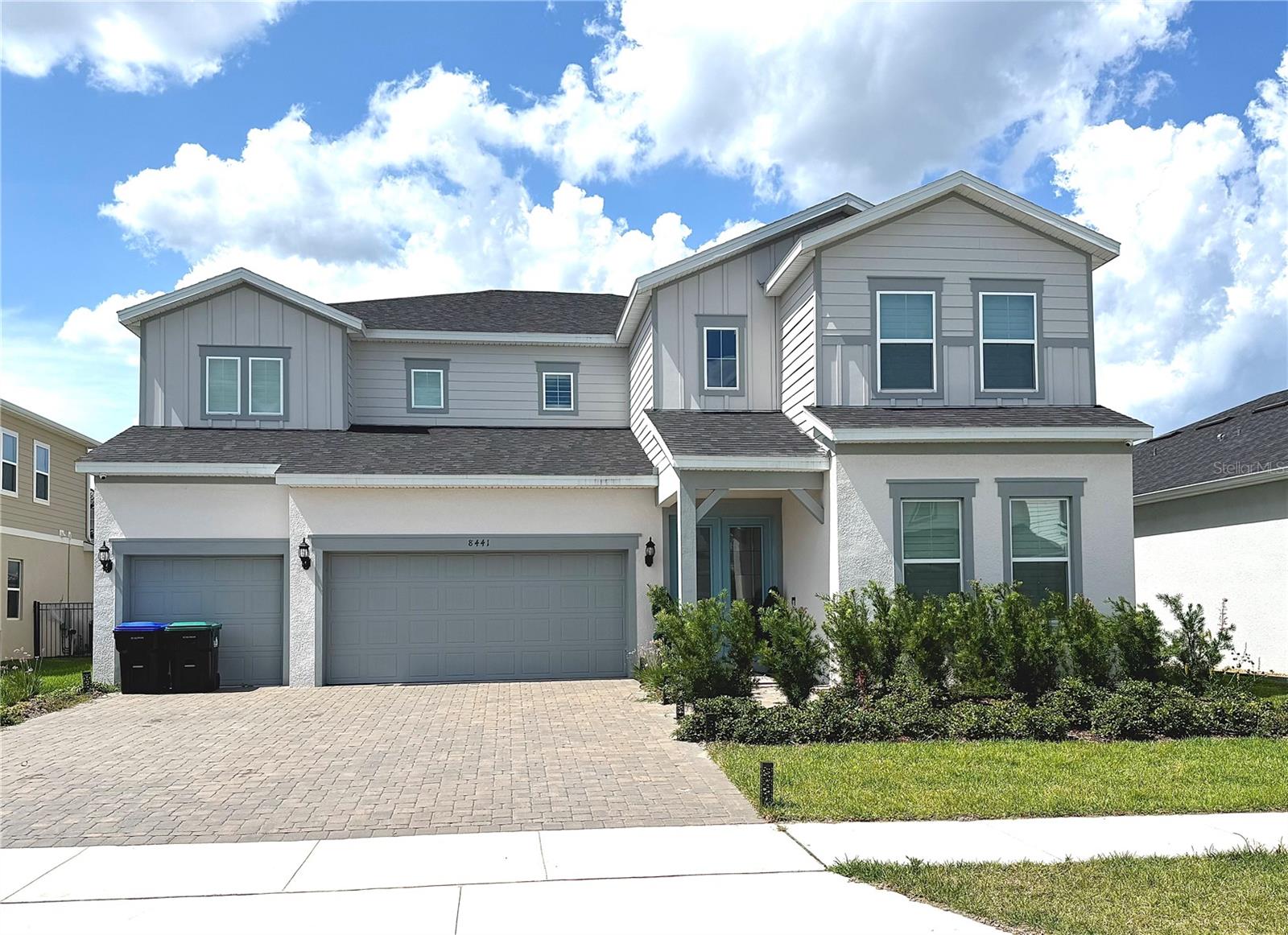 8441 Park Cliff Way — photo