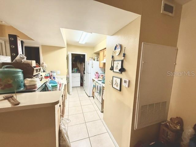 Home in KISSIMMEE, FL 34747 — photo 2