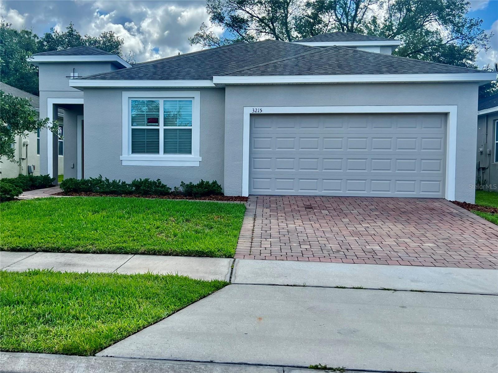3215 Stratton Circle — photo