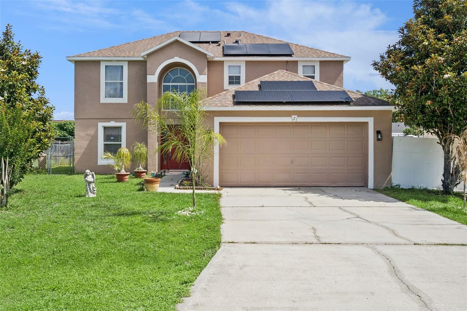 7 Bolton Court — photo