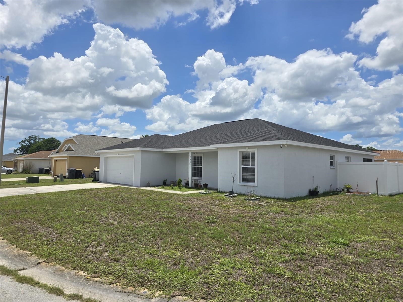 2956 Coach Lamp Road — photo