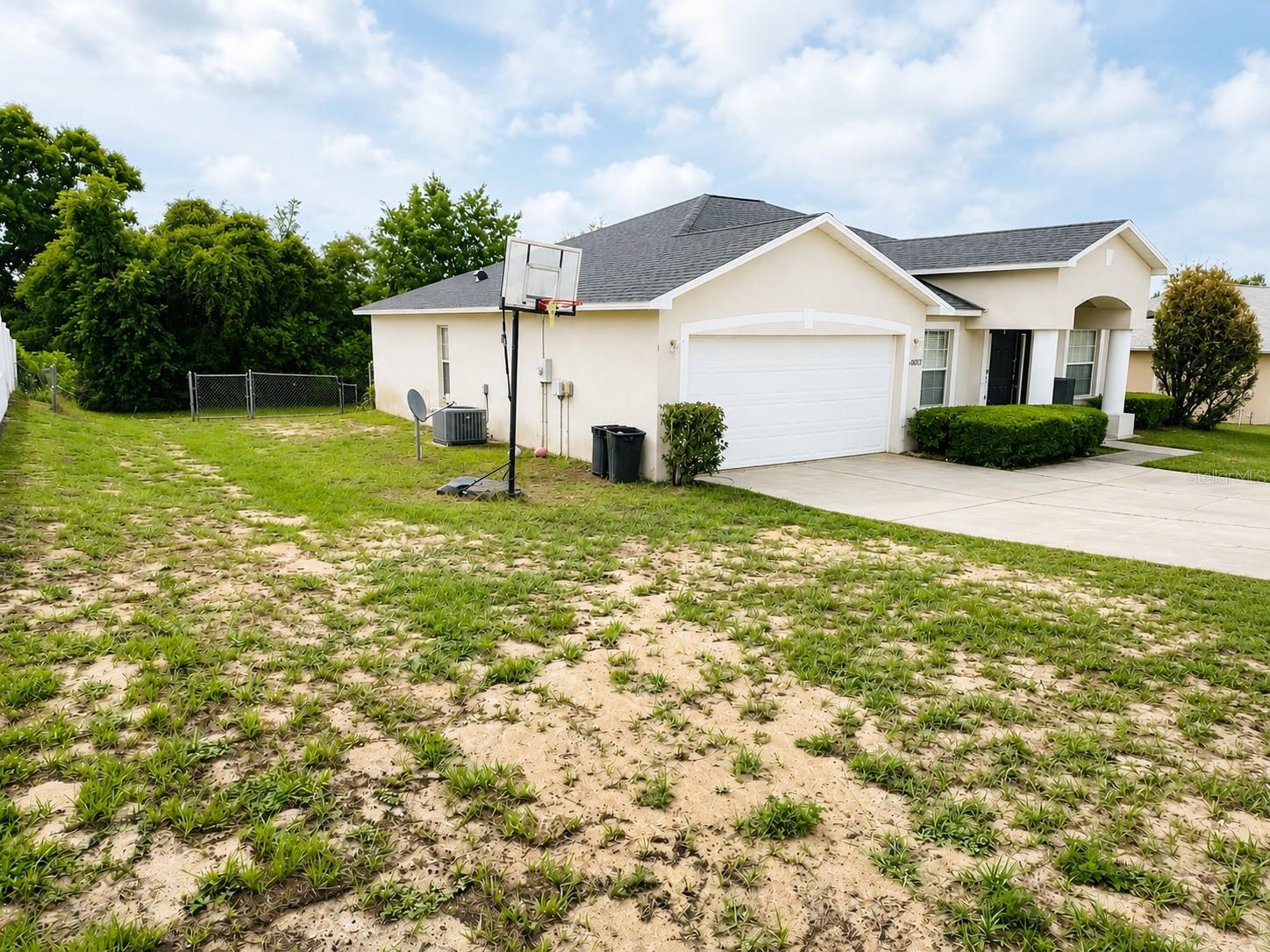 Home in OCALA, FL 34476 — photo 2