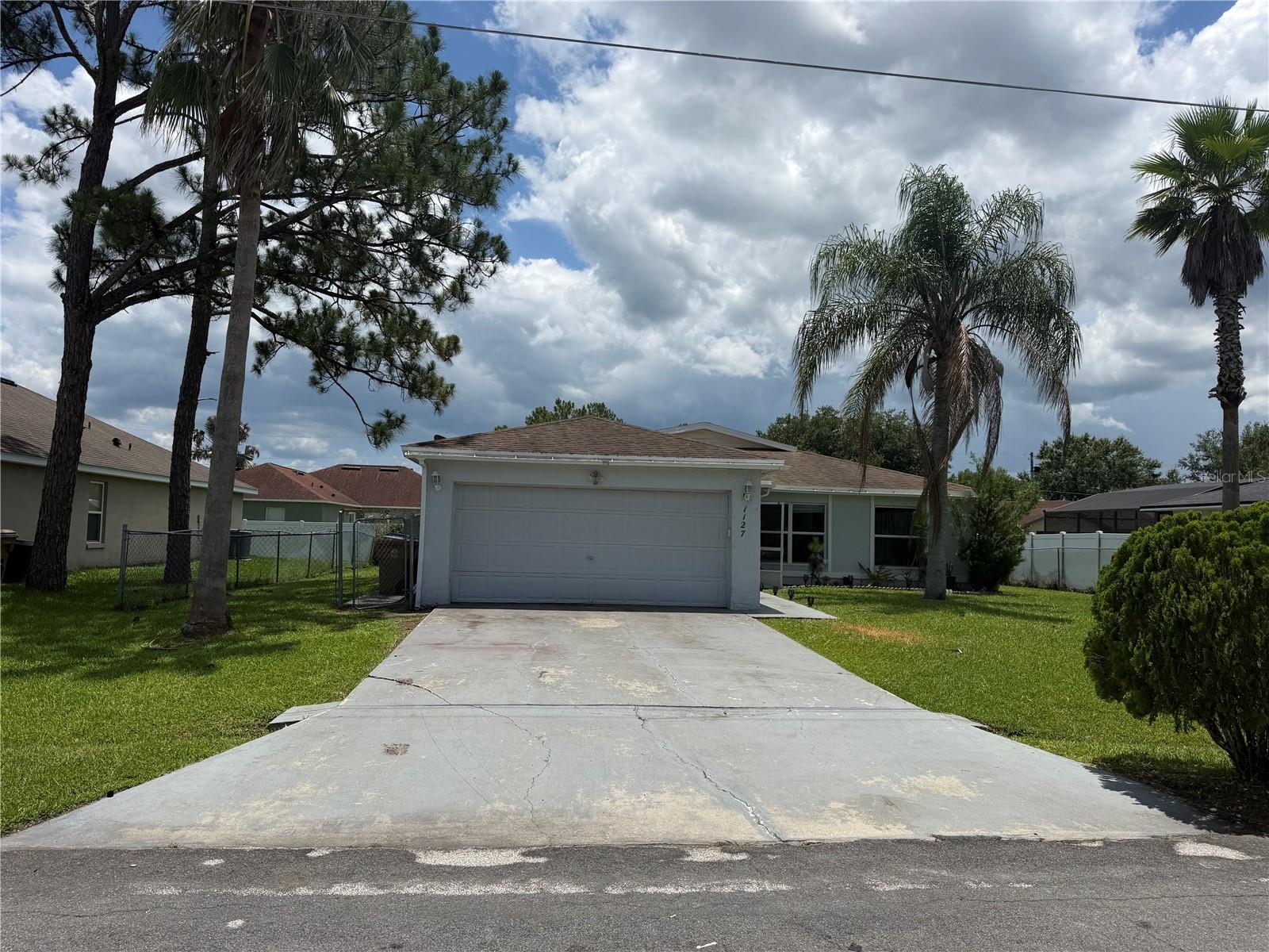 1127 Gardanne Court — photo