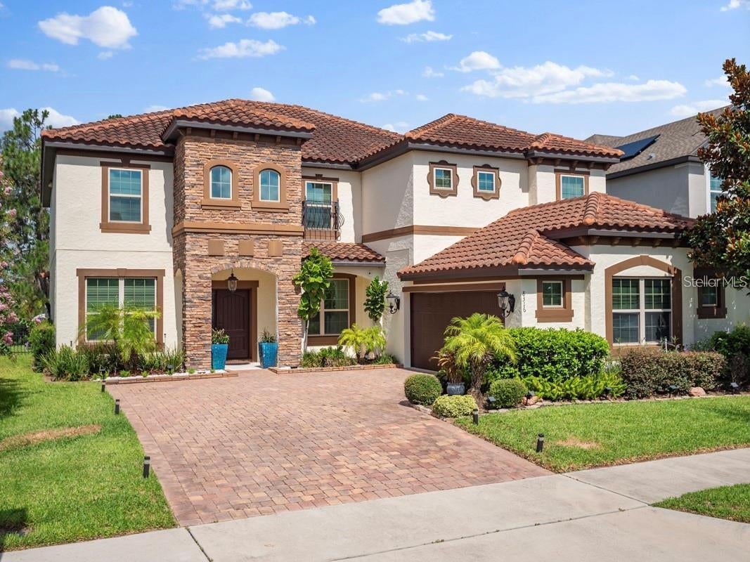 8316 Lookout Pointe Drive — photo