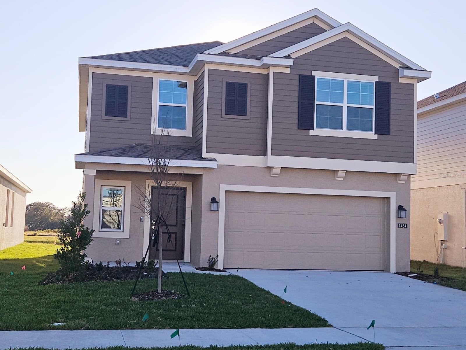 1454 Austin St — photo