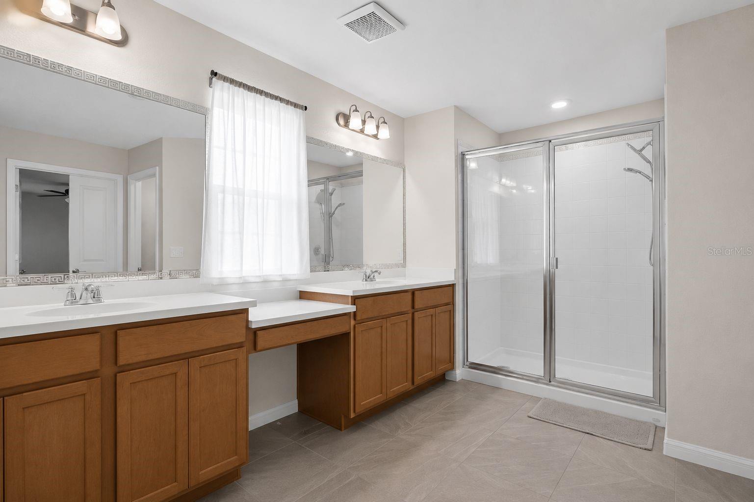 Home in KISSIMMEE, FL 34744 — photo 3